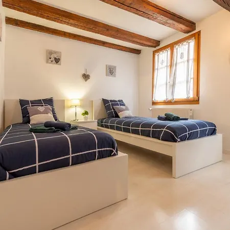 La Petite Maison - Charme Et Authenticite - Rbnb Hébergement de vacances Ribeauvillé